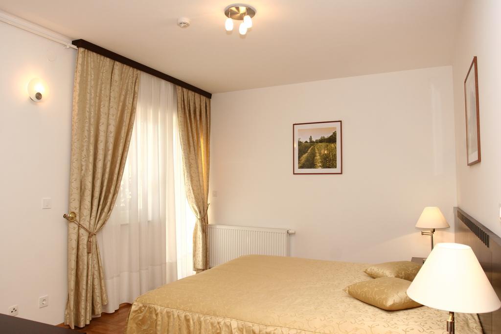קופריבניצה Apartmani Marbis חדר תמונה