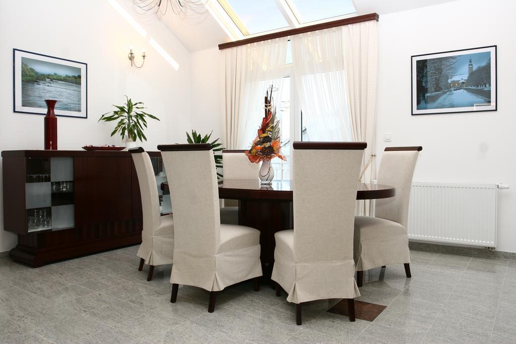 קופריבניצה Apartmani Marbis מראה חיצוני תמונה