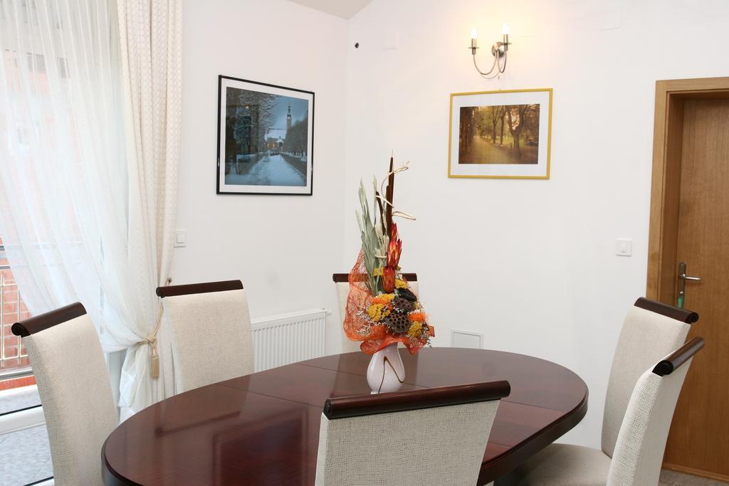 קופריבניצה Apartmani Marbis מראה חיצוני תמונה